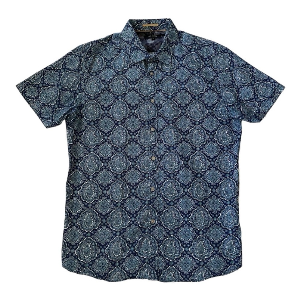 ♥️Ted Baker♥️ Mens short sleeve, button-down paisley shirt, size (4)